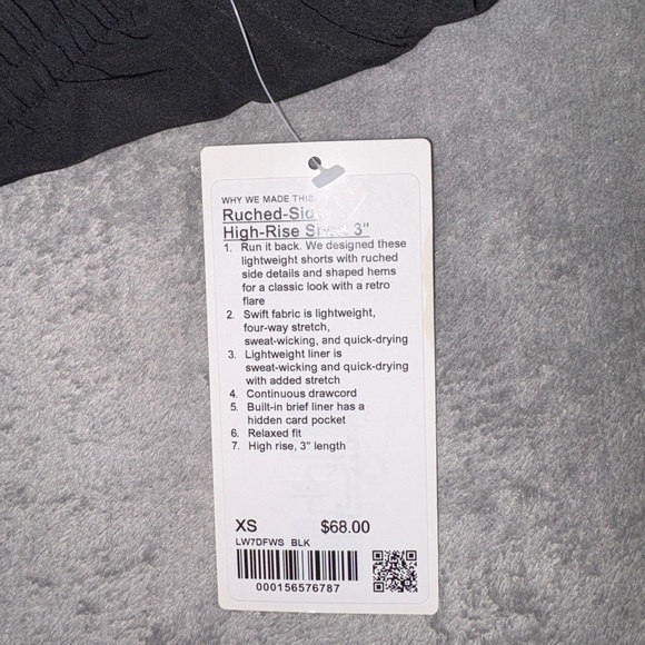 NWT lululemon athletica black ruched-side high-rise short 3” length size xsmall - Picture 4 of 4